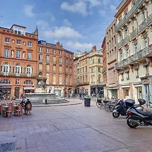 Ibiza -sublime Studio Place De La Trinite- Netflix Appartement Toulouse