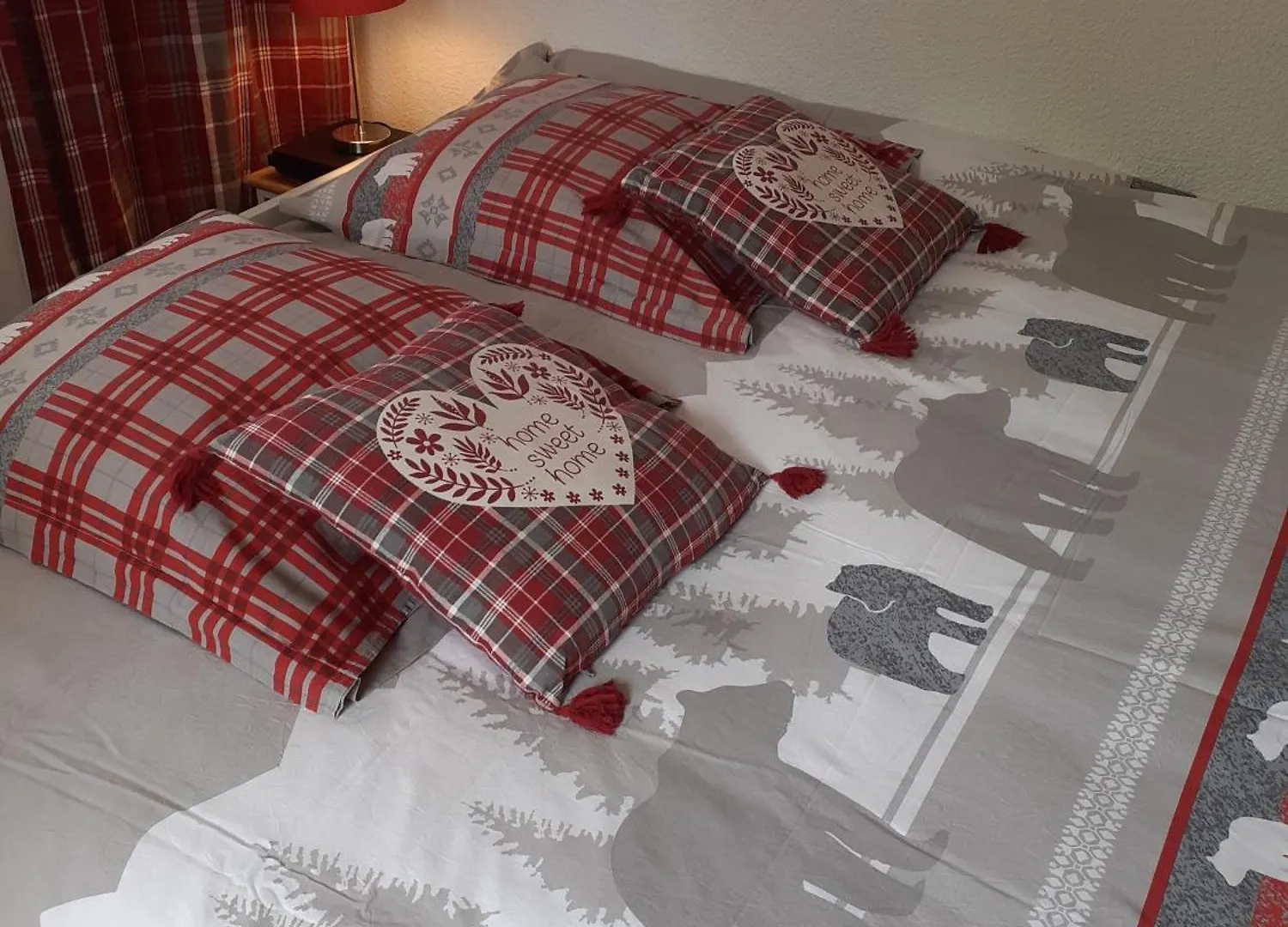 Appartement Studio Fondue chocolat 100m des pistes Wifi Bernex France